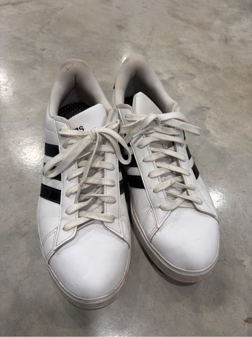 Adidas Grand Court- W11/M12.5